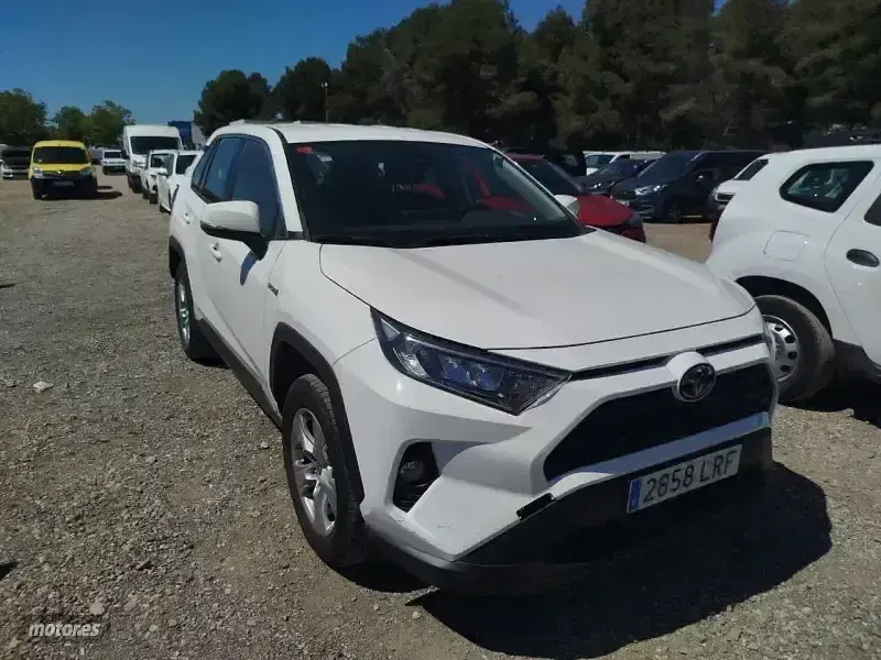 Usado Toyota RAV4 Hybrid Business Edition 218 CV (160 kW) 2021 Blanco SUV