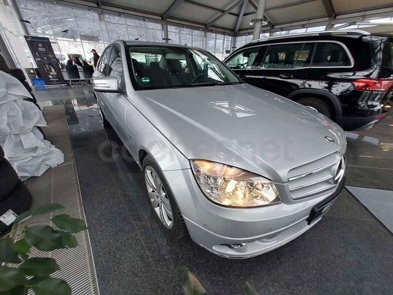 Usado Mercedes C250 Avantgarde 204 CV (150 kW) 2010 Gris / plata Berlina