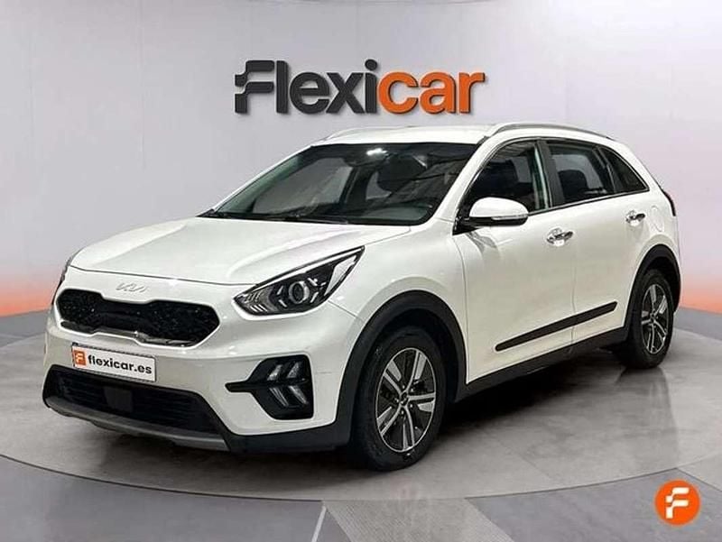 Usado Kia Niro 141 CV (103 kW) 2021 Blanco SUV