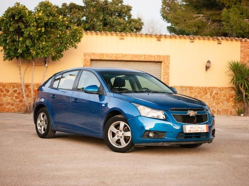 Usado Chevrolet Cruze LT 124 CV (91 kW) 2012 Azul Berlina