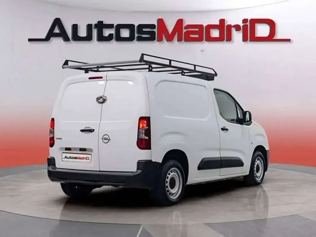 Usado Opel Combo 102 CV (75 kW) 2021 Blanco Monovolumen