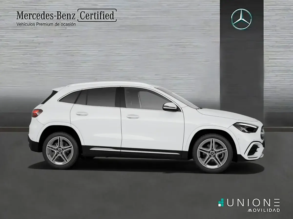 Usado Mercedes GLA200 150 CV (110 kW) 2025 Blanco SUV
