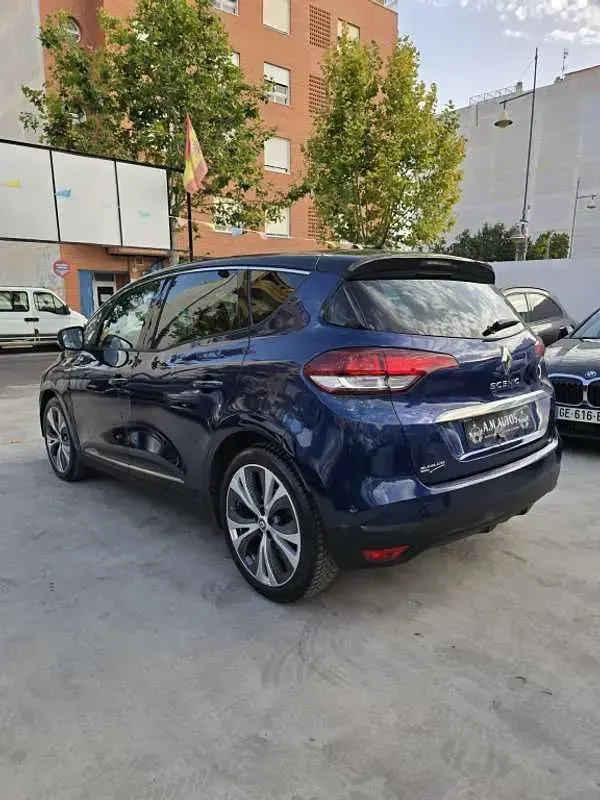 Usado Renault Grand Scénic IV Intens 131 CV (96 kW) 2016 Azul Monovolumen
