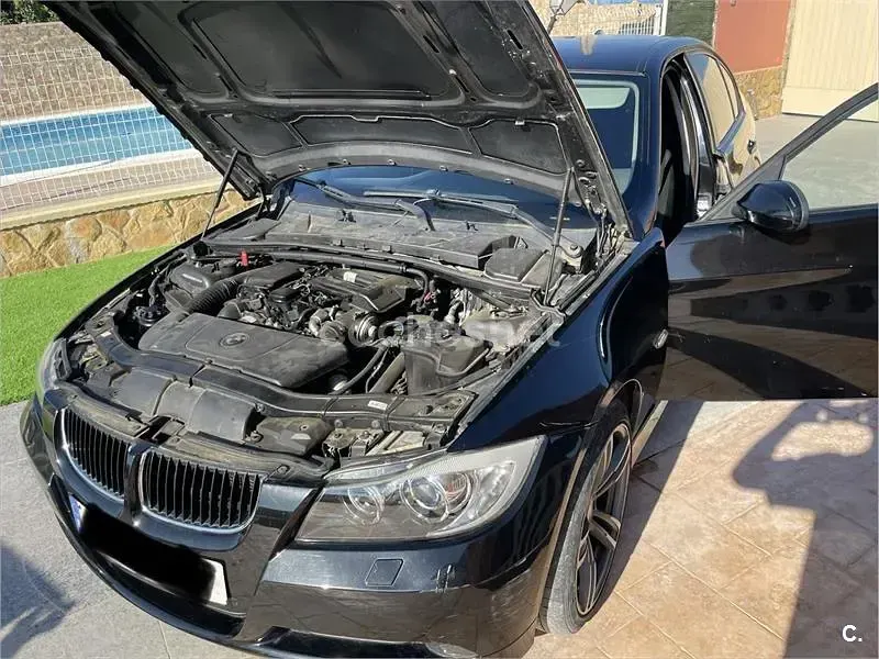 Usado BMW 320 163 CV (119 kW) 2006 Negro Berlina