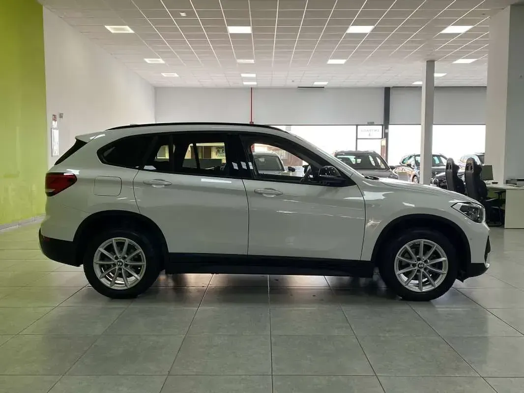Usado BMW X1 116 CV (85 kW) 2022 Blanco SUV