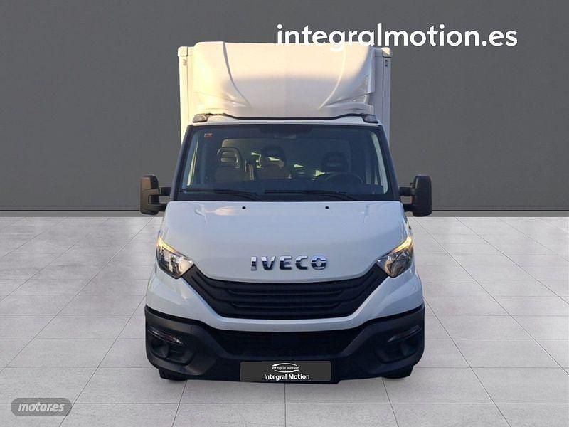 Usado Iveco Daily 156 CV (114 kW) 2023 Blanco Van