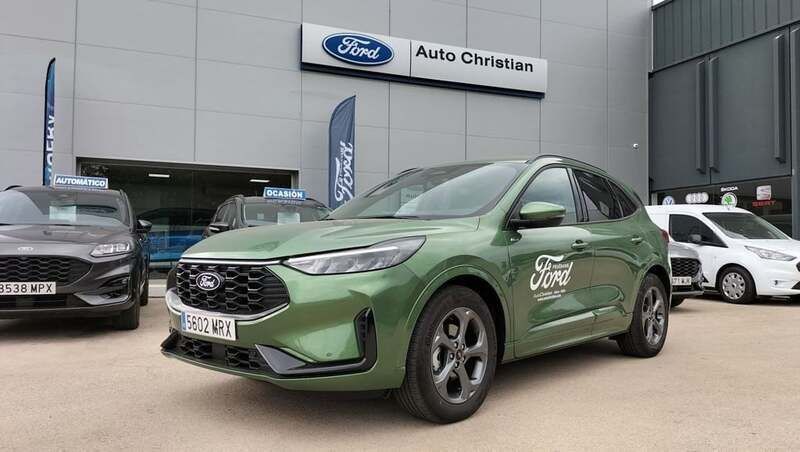 Verde Usado 2024 Ford Kuga ST-Line SUV | 26.900 € (Super precio) - Imagen 1/4