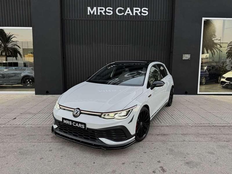 Usado VW Golf VIII GTI 300 CV (220 kW) 2022 Blanco Utilitario