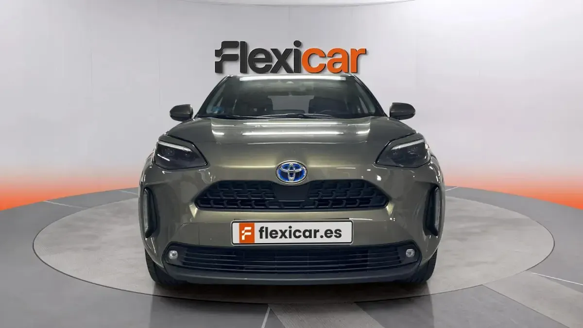Usado Toyota Yaris Style 116 CV (85 kW) 2023 Verde Utilitario