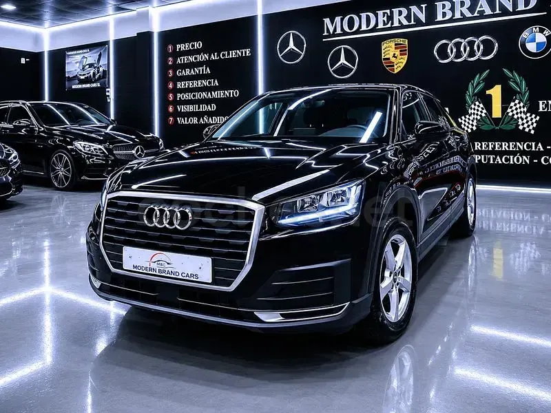 Usado Audi Q2 Advanced Plus 116 CV (85 kW) 2020 Negro SUV