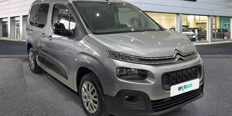 Usado Citroën Berlingo 102 CV (75 kW) 2022 Gris Monovolumen