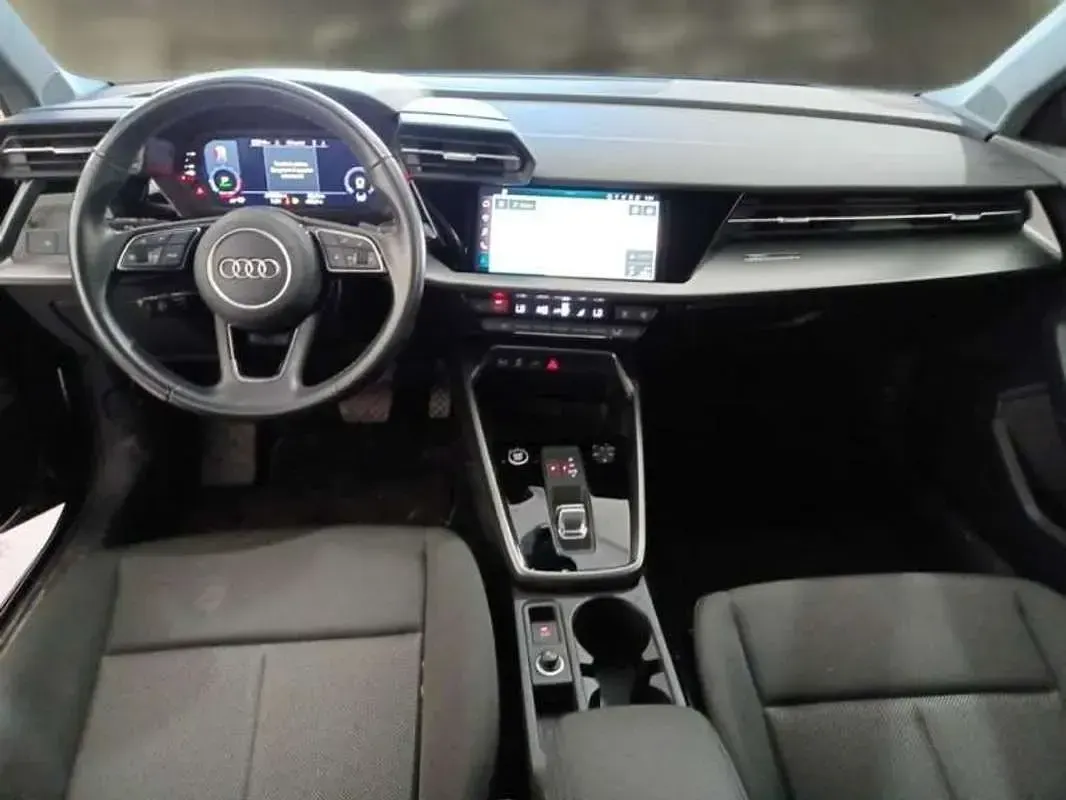 Usado Audi A3 Sportback Advanced 204 CV (150 kW) 2022 Utilitario