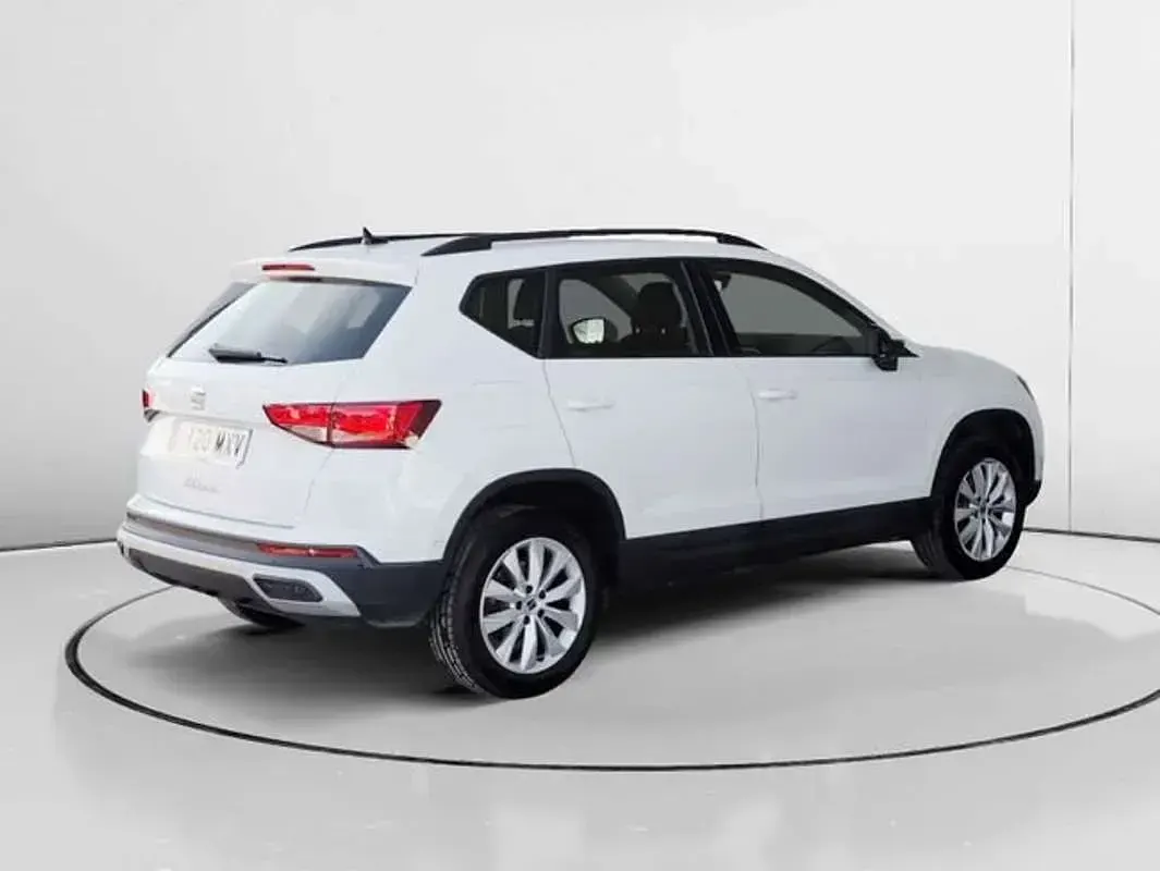 Usado Seat Ateca Style 116 CV (85 kW) 2025 Blanco SUV