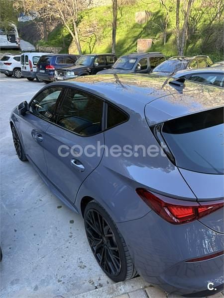 Usado Cupra Leon 245 CV (180 kW) 2020 Gris / plata Berlina
