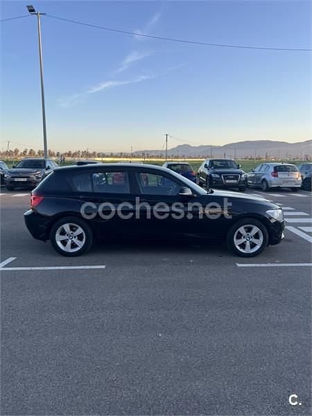 Usado BMW 118 Comfort Edition 143 CV (105 kW) 2015 Negro Utilitario