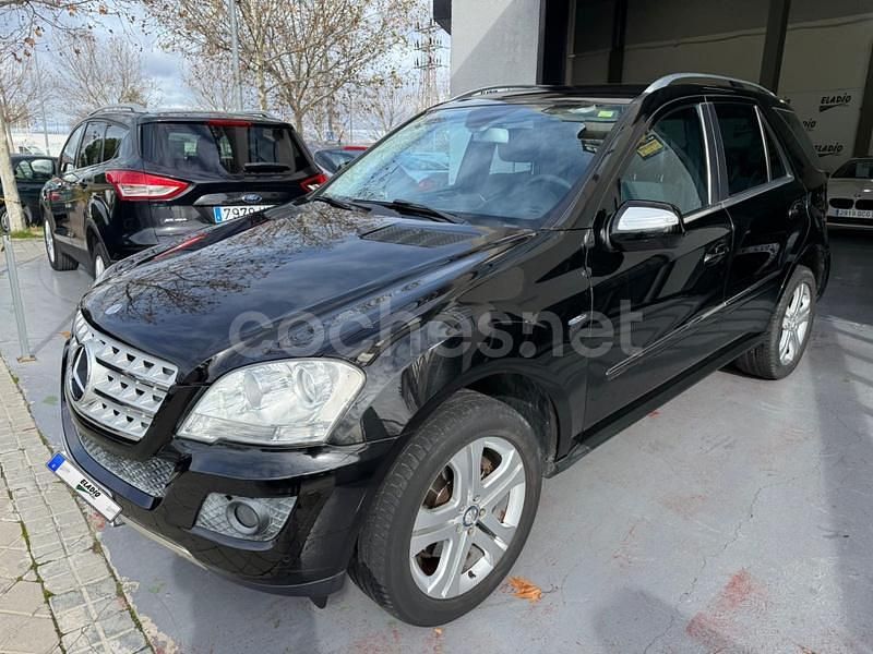 Usado Mercedes ML300 204 CV (150 kW) 2010 Negro SUV