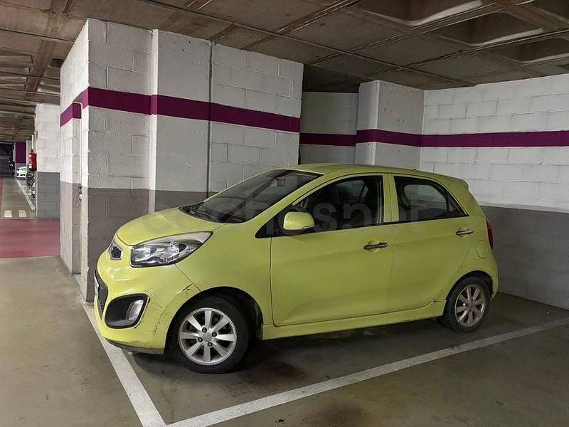 Usado Kia Picanto 85 CV (62 kW) 2014 Amarillo Utilitario