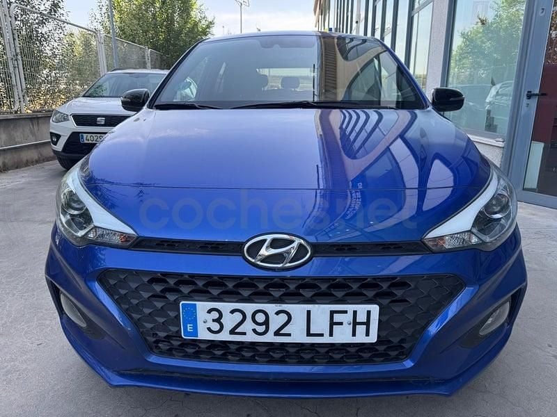 Occasion Hyundai i20 100 ch (73 kW) 2020 Bleue Citadine