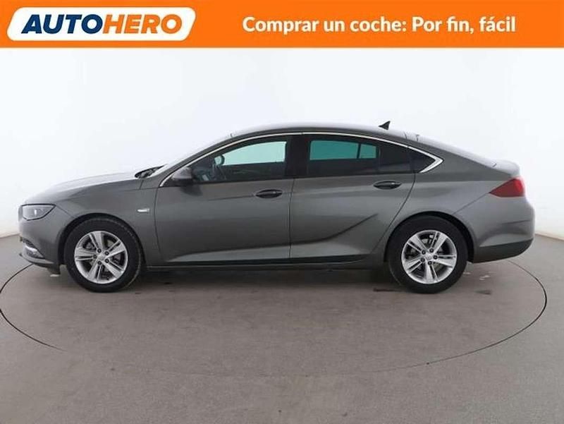 Usado Opel Insignia Selective 136 CV (100 kW) 2019 Gris Berlina
