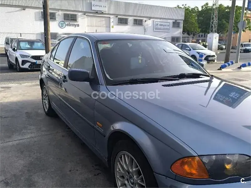 Usado BMW 320 150 CV (110 kW) 2001 Gris / plata Berlina