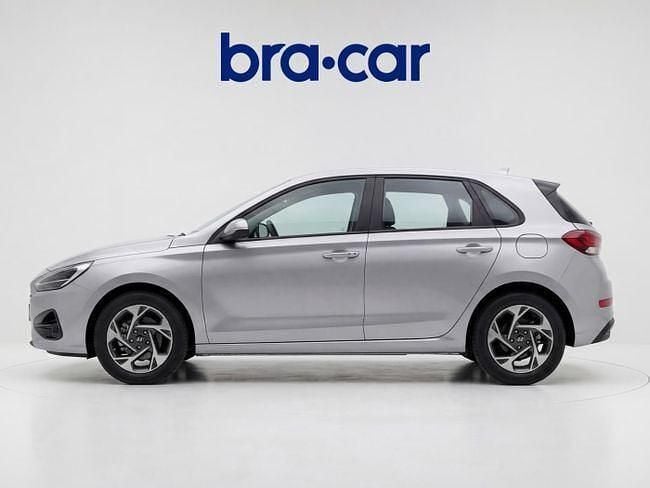 Usado Hyundai i30 100 CV (73 kW) 2024 Gris