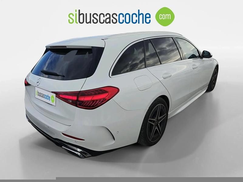Usado Mercedes C200 204 CV (150 kW) 2022 Blanco Familiar
