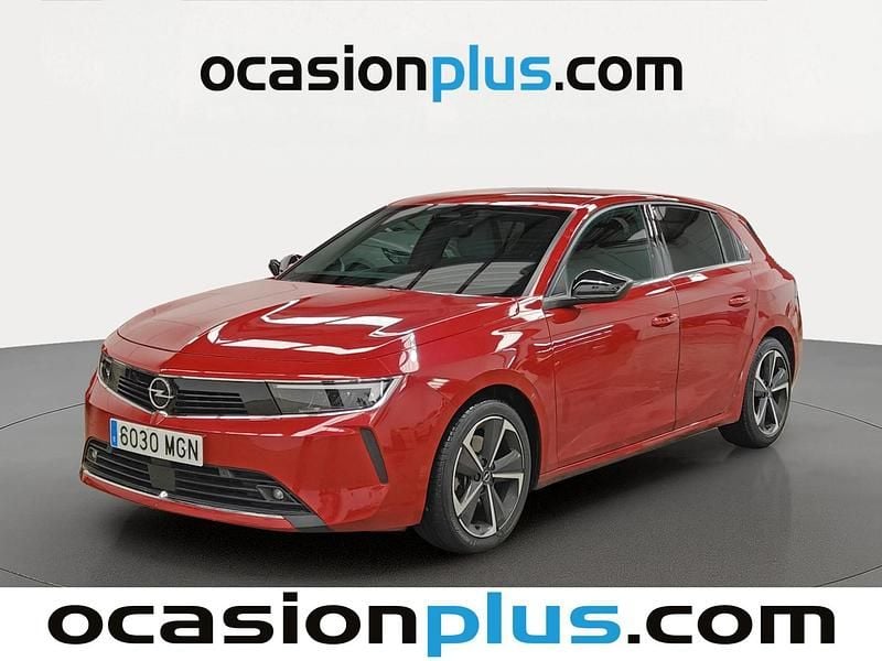 Rojo Usado 2023 Opel Astra Elegance Utilitario | 16.637 € (Buen precio) - Imagen 1/4