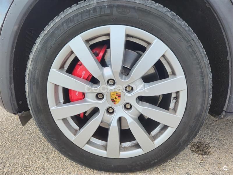 Usado Porsche Cayenne Turbo 500 CV (367 kW) 2012 Negro SUV
