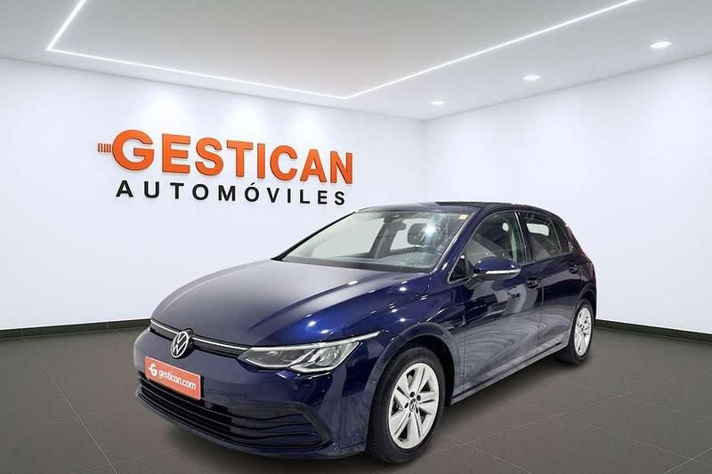 Azul Usado 2021 VW Golf VIII Life Familiar | 17.990 € (Precio justo) - Imagen 1/4