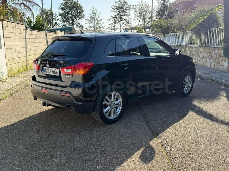Usado Mitsubishi ASX 116 CV (85 kW) 2011 Negro SUV