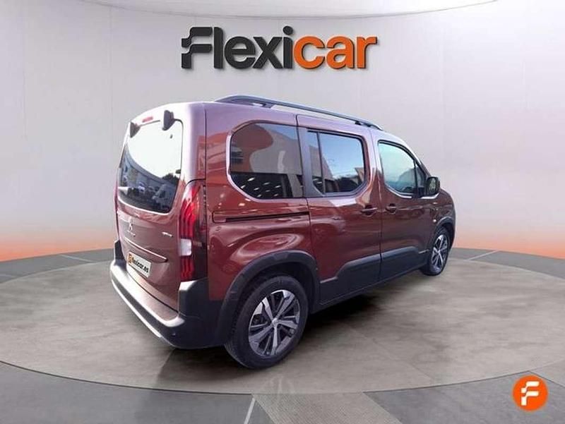 Usado Peugeot Rifter GT-line 131 CV (96 kW) 2020 Marrón Monovolumen