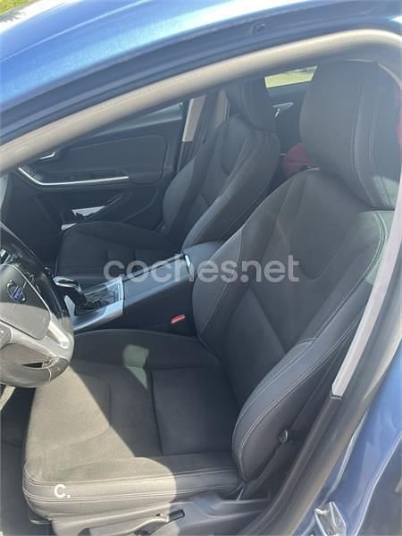 Azul Usado 2014 Volvo S60 Momentum Berlina | 12.000 € (Buen precio) - Imagen 1/4
