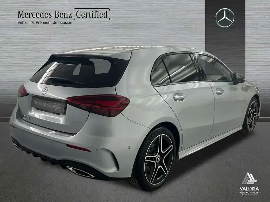 Usado Mercedes A200 150 CV (110 kW) 2025 Berlina
