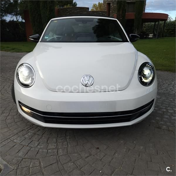 Usado VW Beetle Cabriolet Design 160 CV (117 kW) 2013 Blanco Descapotable