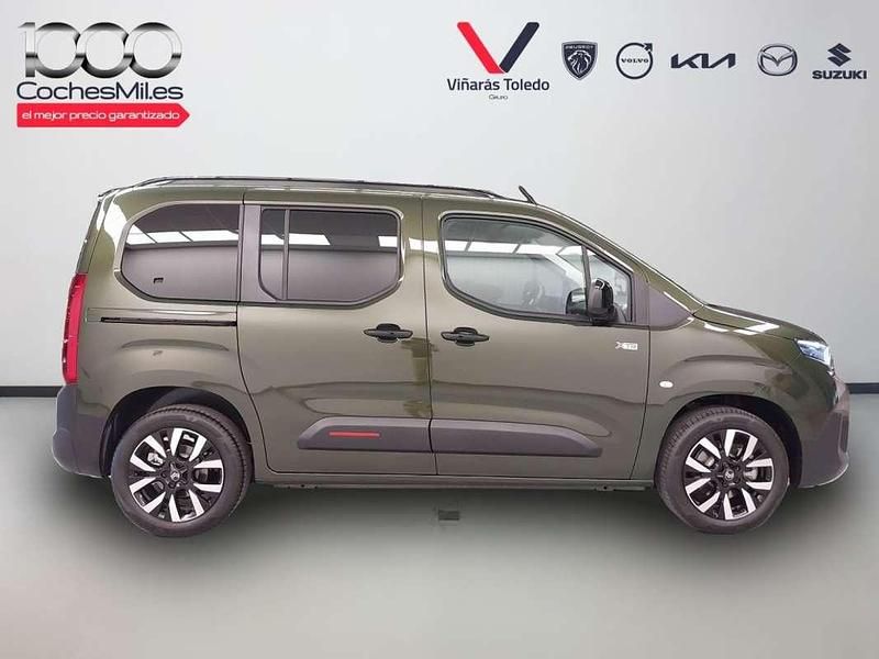 Nuevo Citroën Berlingo 131 CV (96 kW) 2025 Verde Monovolumen