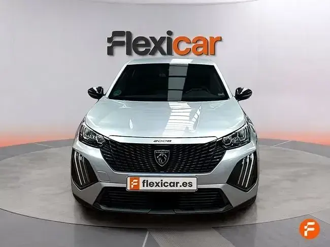 Usado Peugeot 2008 Active 100 CV (73 kW) 2023 Gris SUV