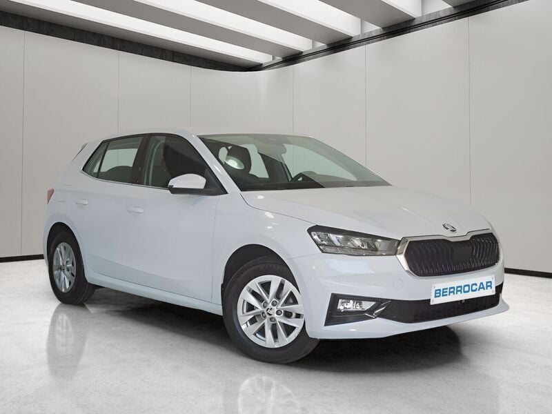 Blanco Usado 2023 Skoda Fabia Ambition | 15.995 € (Precio justo) - Imagen 1/4