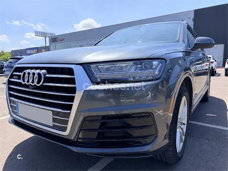 Usado Audi Q7 Ambiente 333 CV (244 kW) 2016 Gris / plata SUV