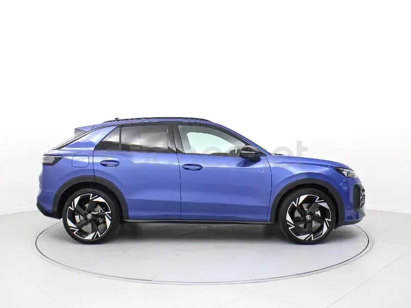 Usado VW T-Roc R-line 150 CV (110 kW) 2025 Azul SUV