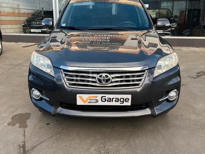 Usado Toyota RAV4 Executive 150 CV (110 kW) 2012 Gris / plata SUV