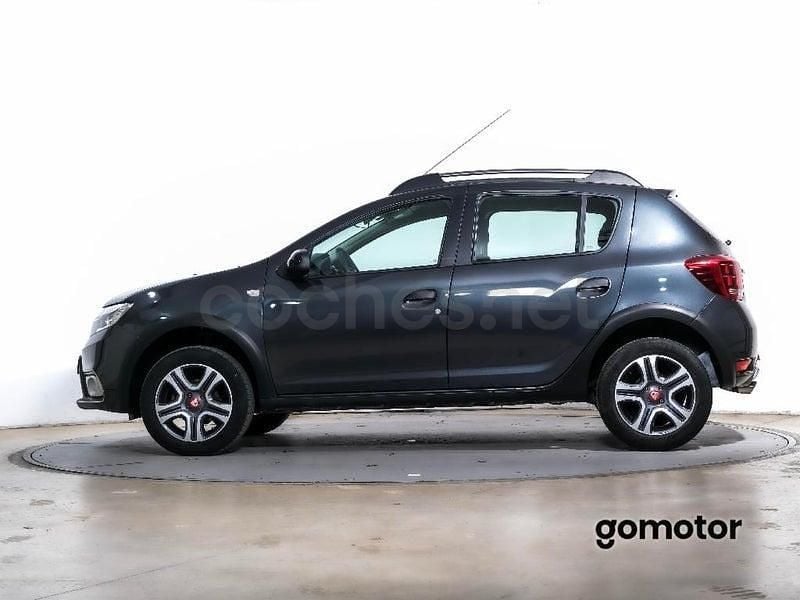 Usado Dacia Sandero 90 CV (66 kW) 2020 Gris / plata Berlina