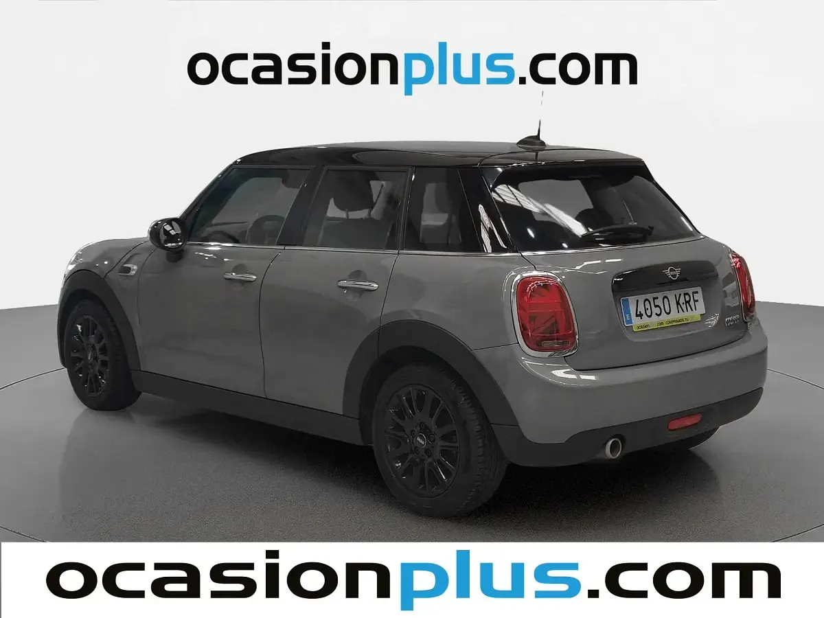 Usado Mini Cooper 136 CV (100 kW) 2018 Gris Utilitario