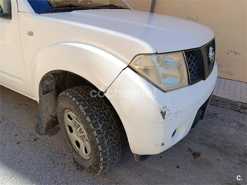 Usado Nissan Pathfinder XE 174 CV (127 kW) 2006 Blanco SUV