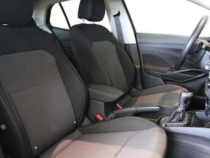 Usado Skoda Fabia Selection 116 CV (85 kW) 2025 Negro Berlina