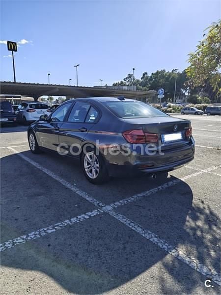 Usado BMW 318 150 CV (110 kW) 2016 Gris / plata Berlina