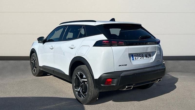 Usado Peugeot 2008 Allure 145 CV (106 kW) 2025 Blanco SUV
