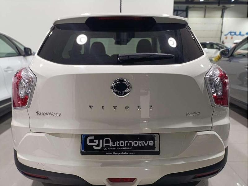 Usado Ssangyong (KGM) Tivoli 128 CV (94 kW) 2018 Blanco SUV