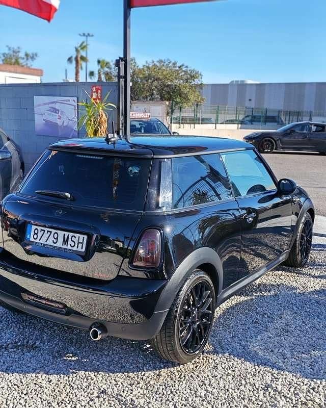 Usado Mini Cooper D 116 CV (85 kW) 2014 Negro Utilitario