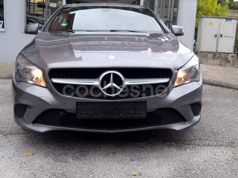 Gris / plata Usado 2016 Mercedes CLA200 Shooting Brake Urban Familiar | 17.500 € (Un poco caro) - Imagen 1/4