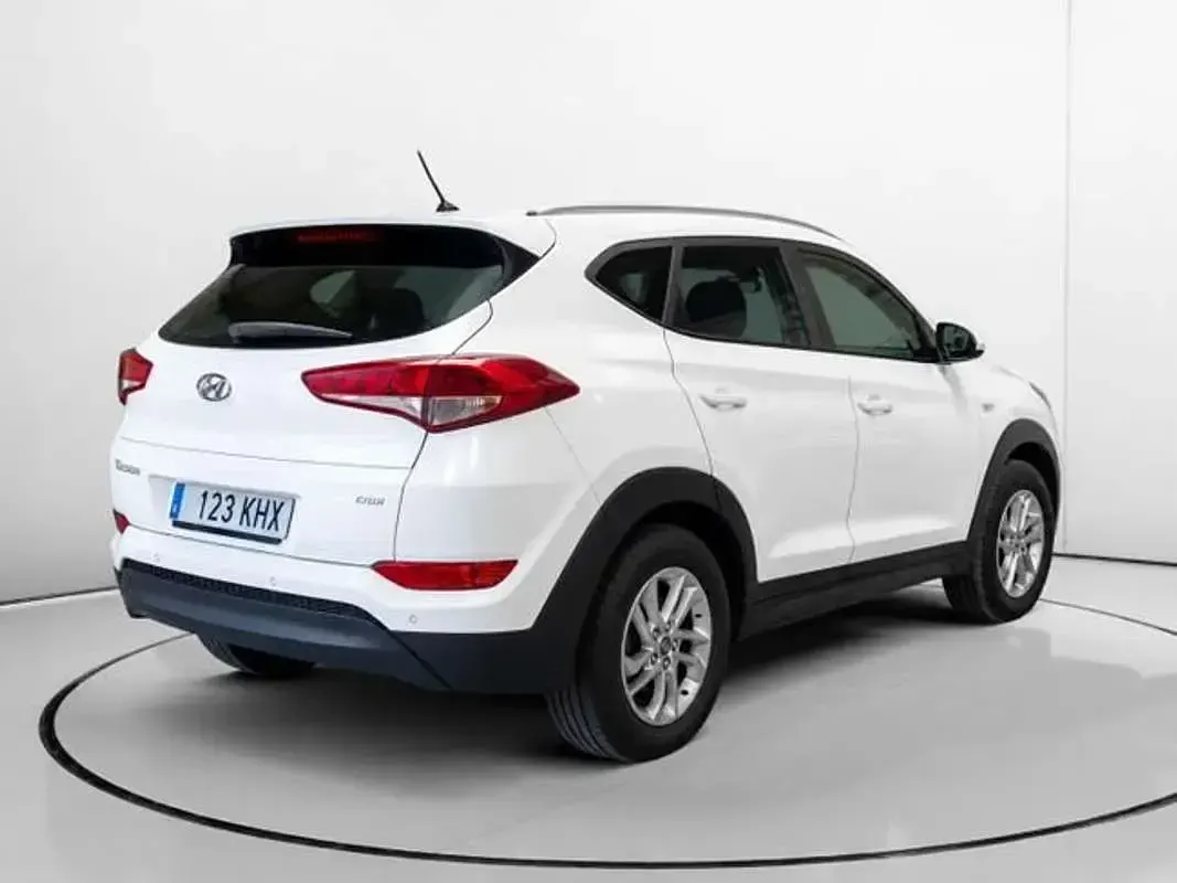 Usado Hyundai Tucson 114 CV (83 kW) 2018 Blanco SUV